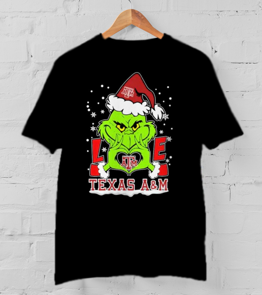 Grinch Heart Hands Love Texas A&M Aggies Christmas Santa Hat T-Shirt