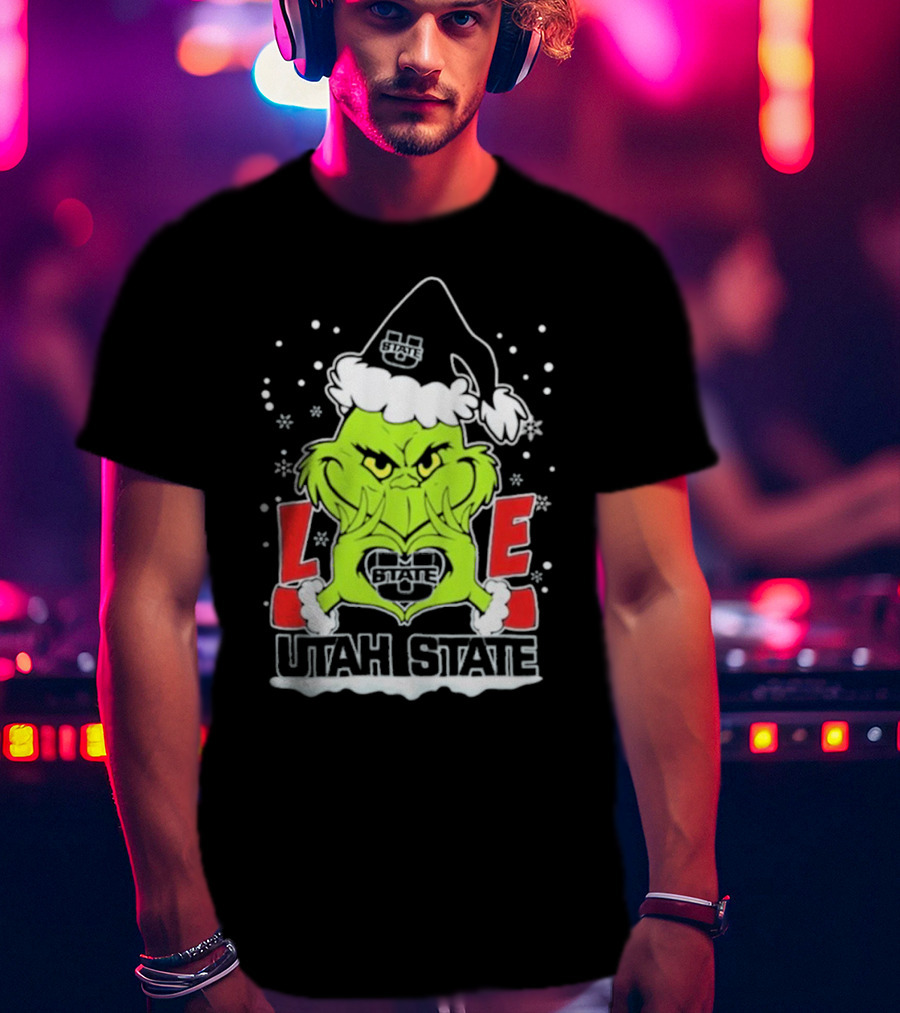 The Grinch Love Utah State Aggies Football Christmas T-Shirt