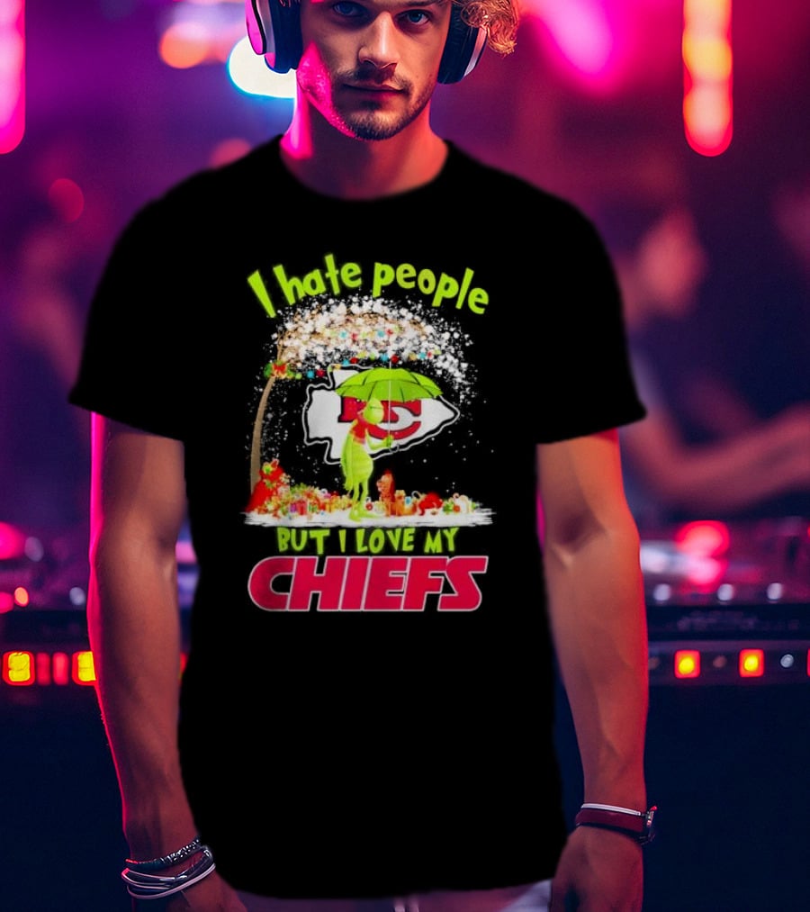 I Hate People But I Love My Chiefs Grinch And Max Kansas City Chiefs Christmas T-Shirt