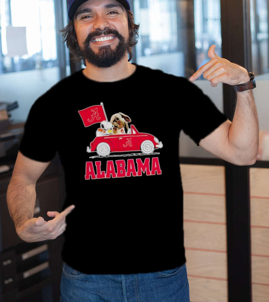 Snoopy And Big Al Driving Red Car With Alabama Flag Crimson Tide T-Shirt