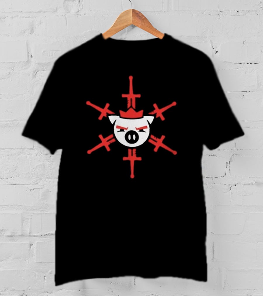 Technoblade Swordflake Pig Crown With Red Crossed Swords T-Shirt