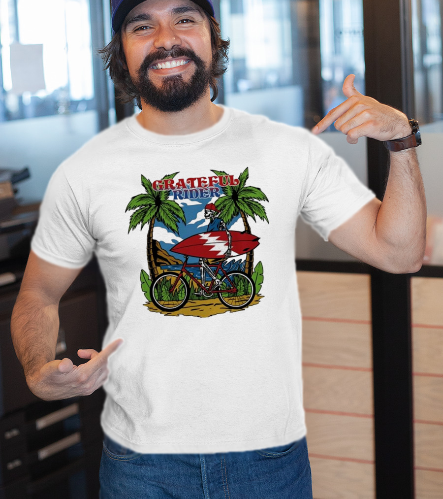 Grateful Rider Skeleton Beach Cruiser With Surfboard And Palm Trees T-Shirt