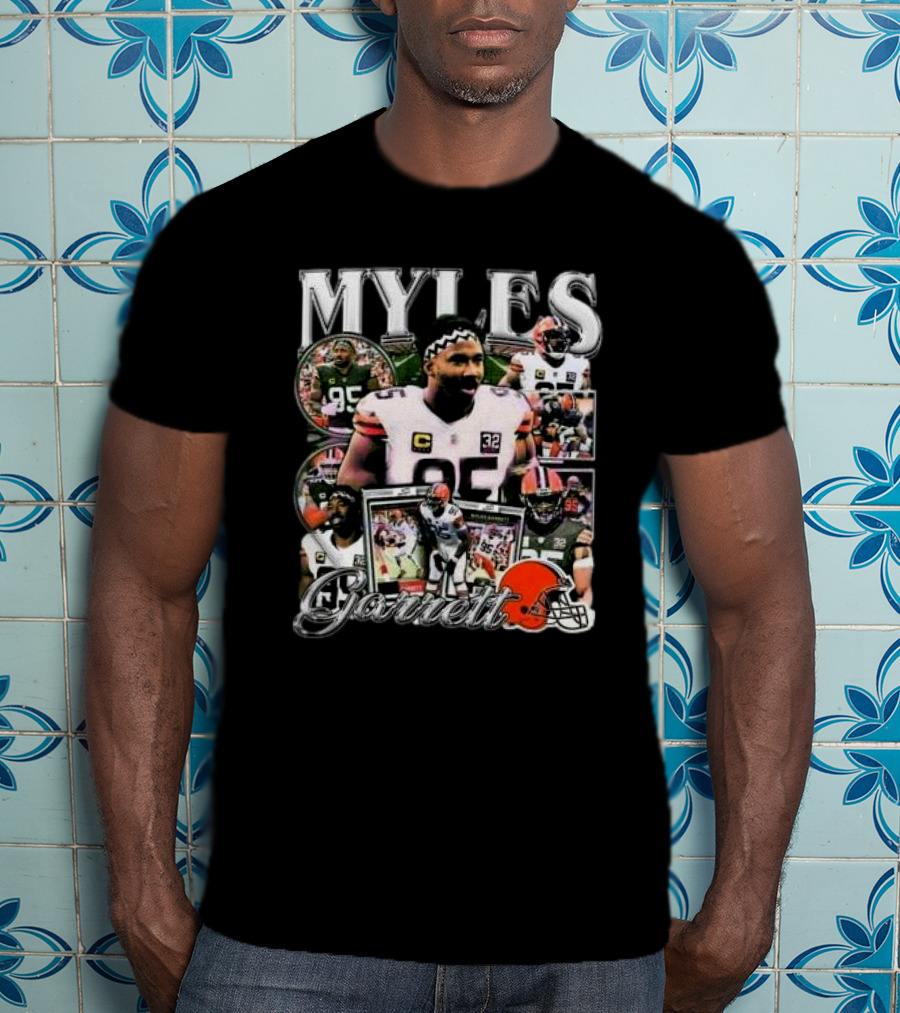 Myles Garrett 95 Cleveland Browns Vintage Collage T-Shirt