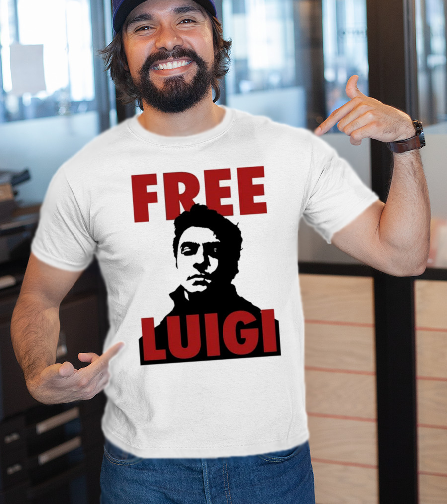 Free Luigi Mangione Bold Statement Iconic T-Shirt