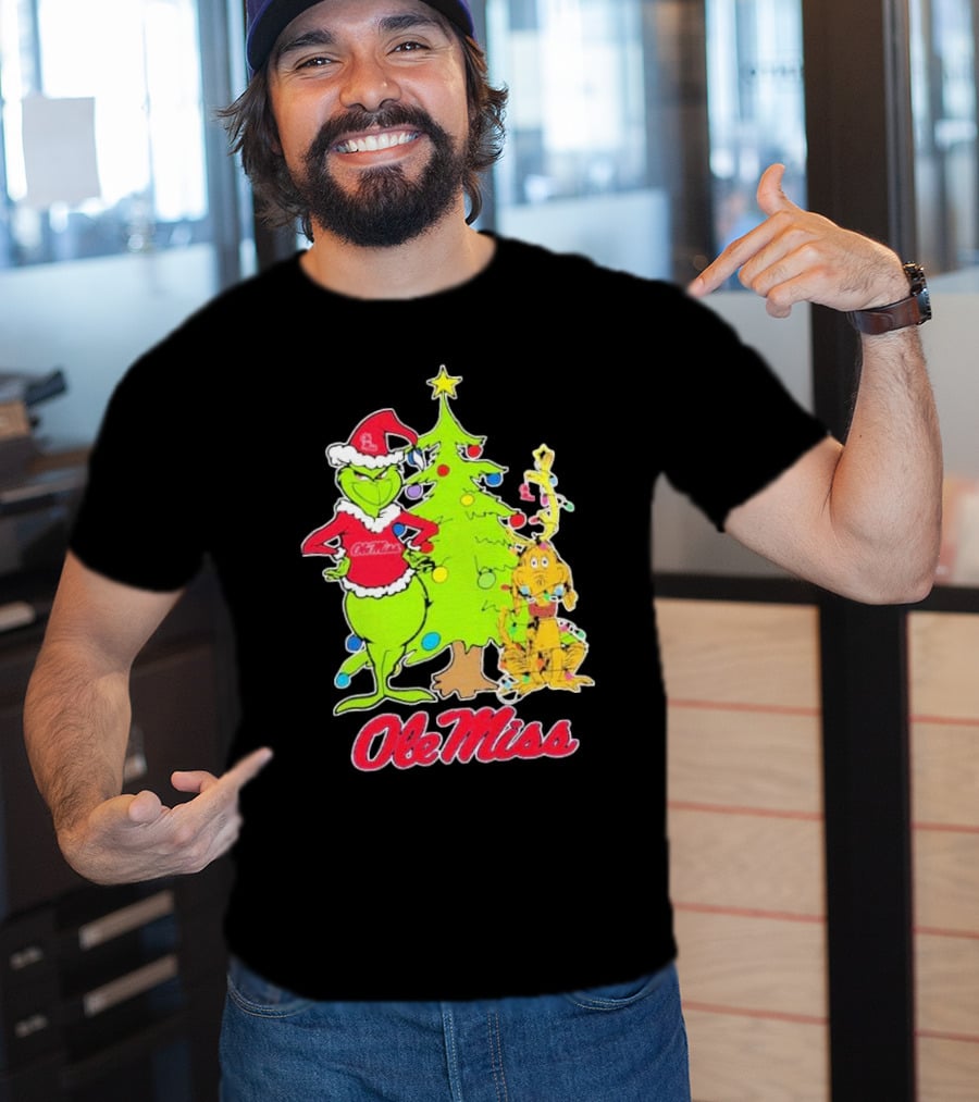 Ole Miss Rebels Grinch And Max Dog Christmas Tree T-Shirt