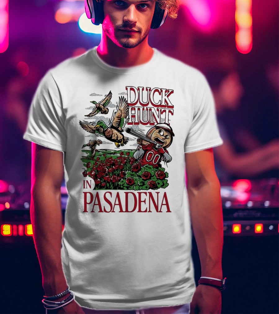 Duck Hunt In Pasadena Football Roses Retro Style T-Shirt