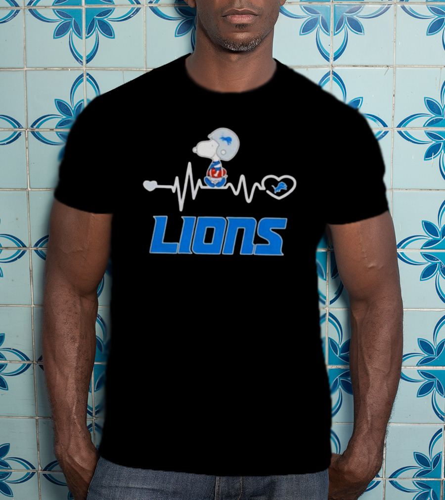 Heartbeat Snoopy Detroit Lions T-Shirt