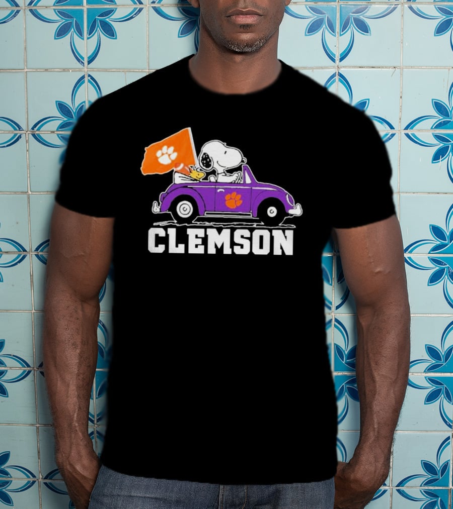 Peanuts Snoopy Woodstock Driving Purple Car With Clemson Tigers Flag CFP T-Shirt