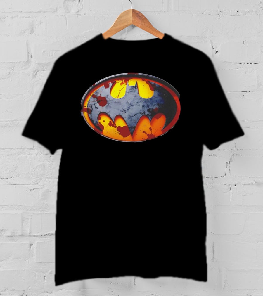 Batman Symbol With Grunge And Blood Splatter Effects T-Shirt