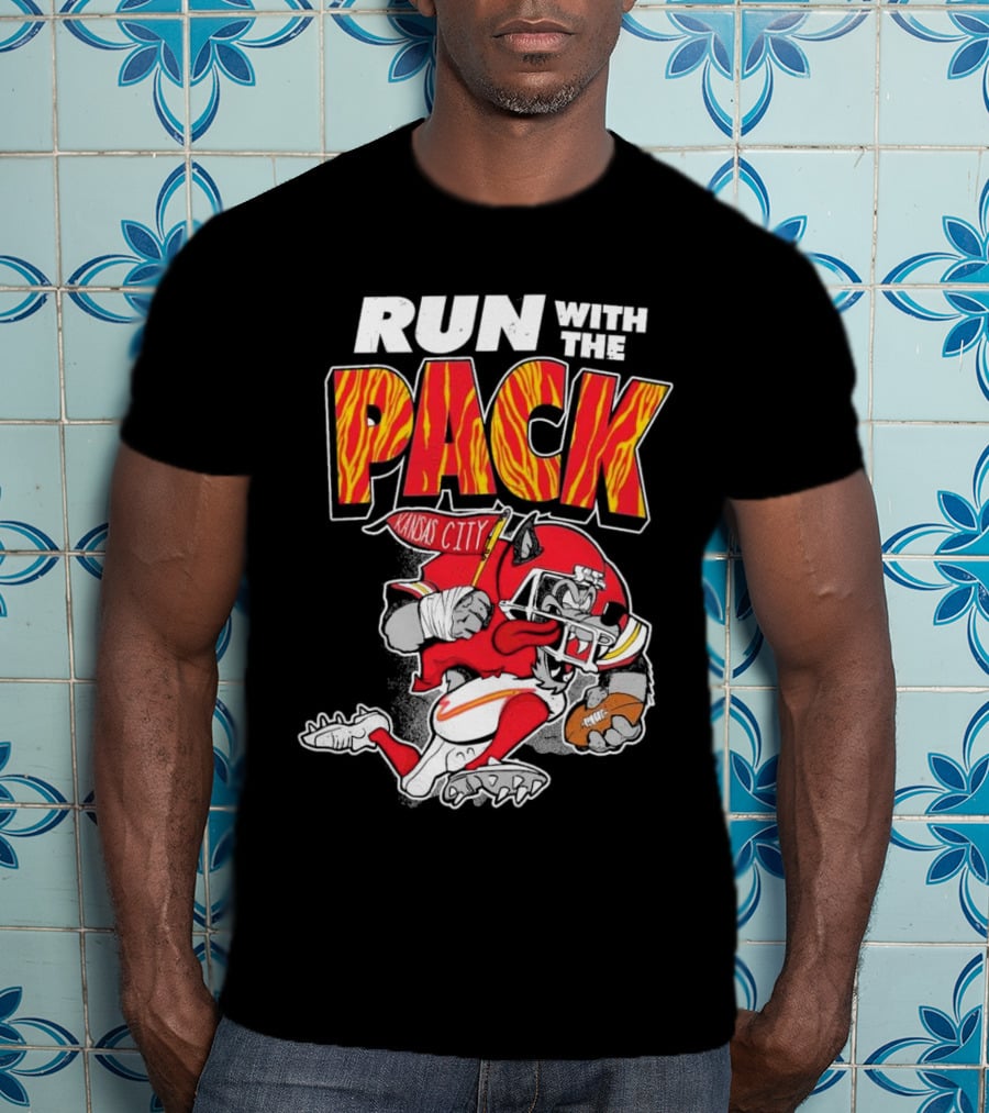 Run With The Pack Kansas City Chiefs KC Wolf 2025 T-Shirt
