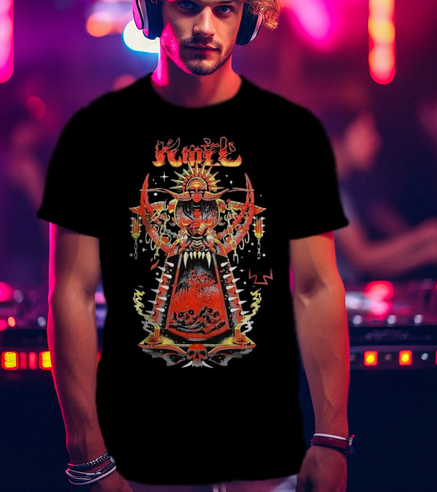 Koil Kenyataan Dalam Dunia Fantasi Gothic Artwork With Skulls And Reaper Imagery T-Shirt