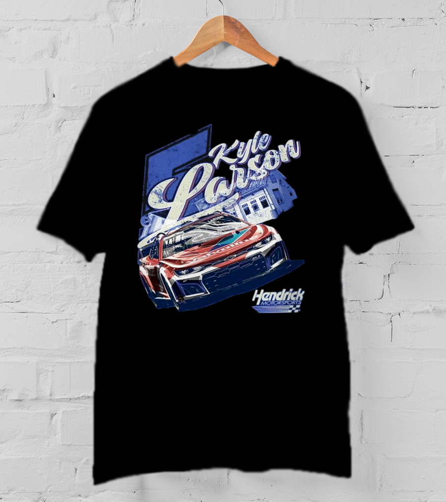 Kyle Larson Hendrick Motorsports Valvoline Racing Car T-Shirt