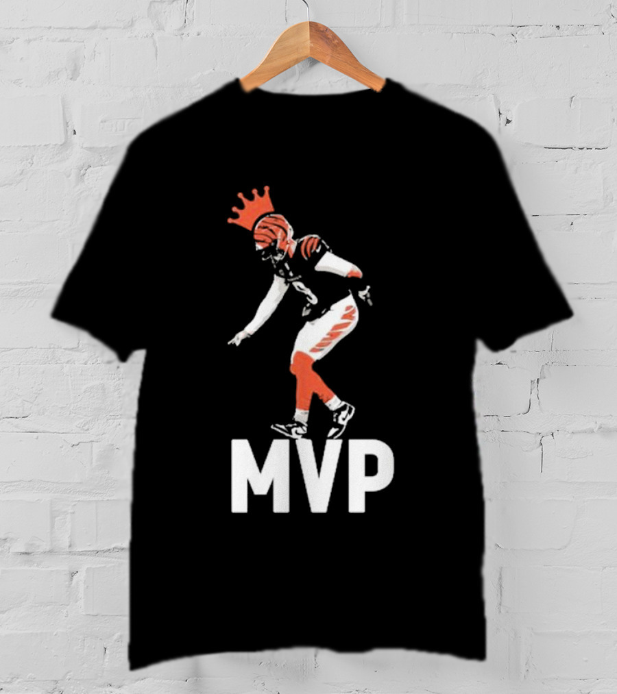 Lfg Cincy Jackpot Joey Mvp Football Player Illustration With Crown T-Shirt