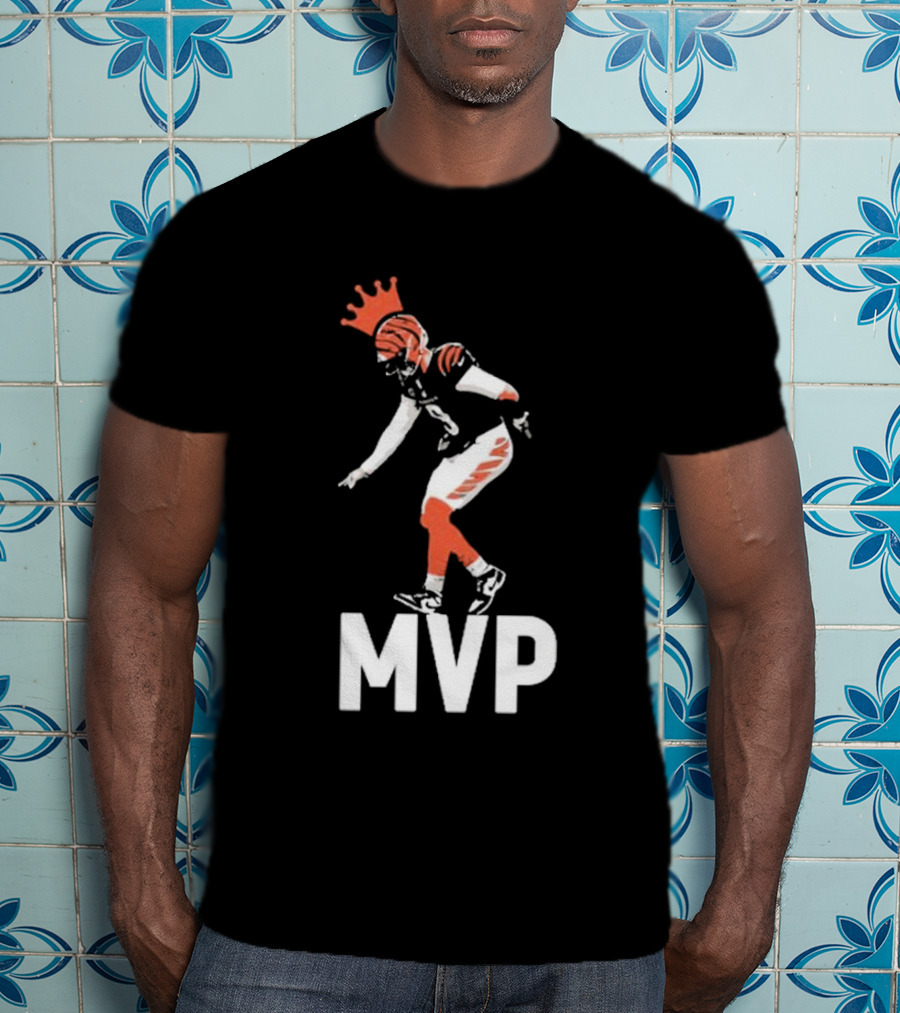 Lfg Cincy Jackpot Joey Mvp Football Player Illustration With Crown T-Shirt
