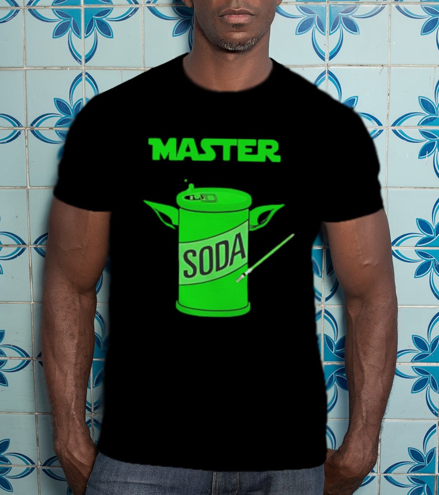 Master Soda Lightsaber Yoda Can T-Shirt