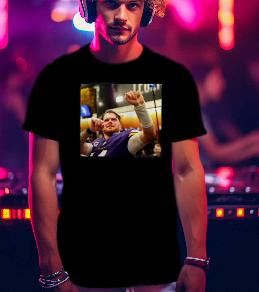 Minnesota Vikings Locker Room Celebration NFL Sam Darnold Insight T-Shirt