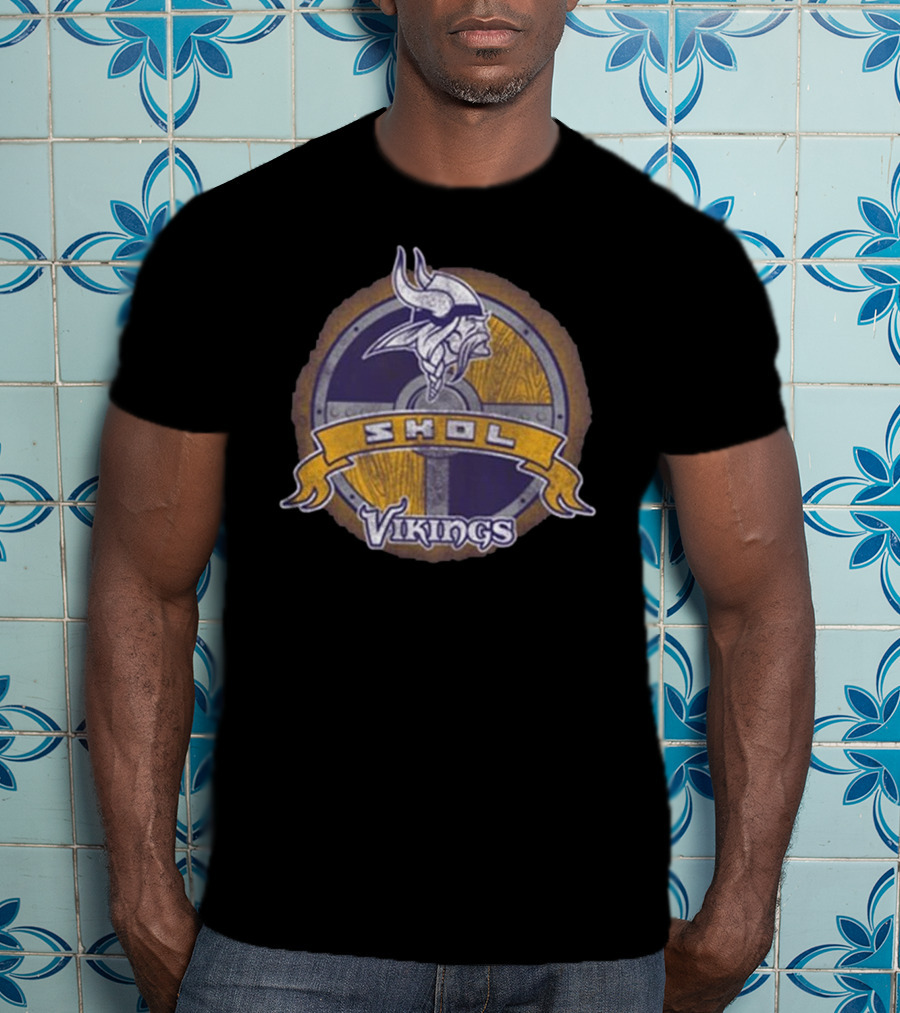 Minnesota Vikings Skol Shield Logo Vintage Emblem T-Shirt