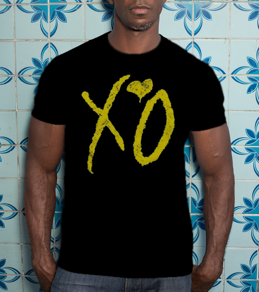 Nav Omw2 Rexdale XO Yellow Script T-Shirt