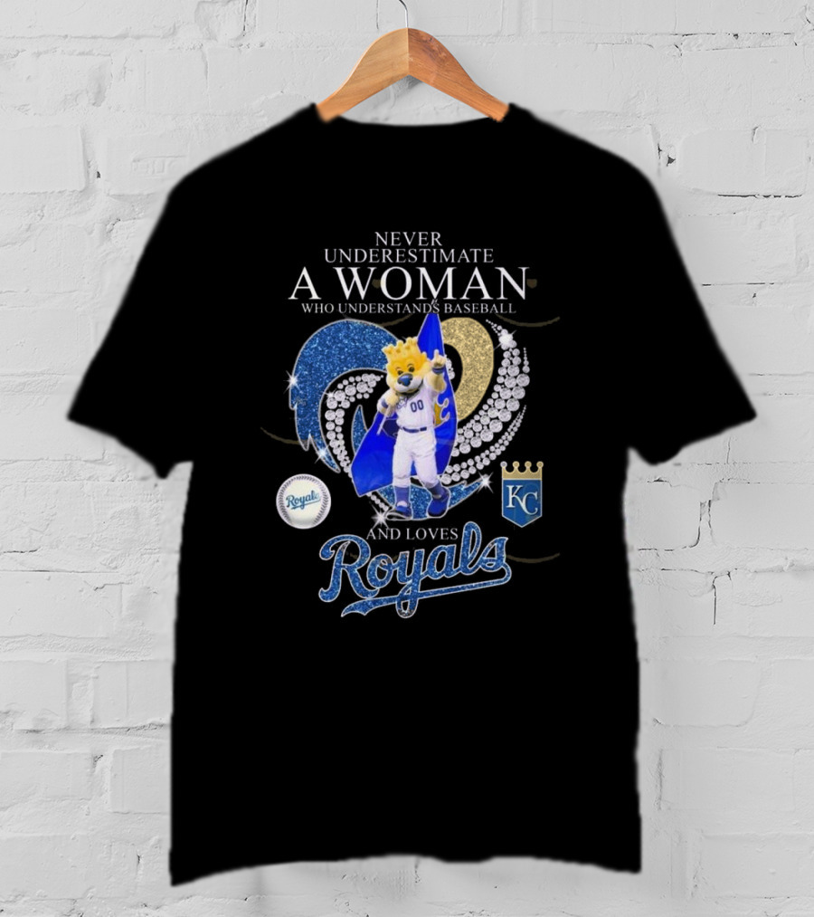 Never Underestimate A Woman Who Understands Baseball Royals Mascot Kansas City Love T-Shirt