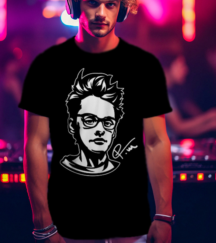 Petteri Mäkiranta Signature Illustration With Glasses And Spiky Hair T-Shirt