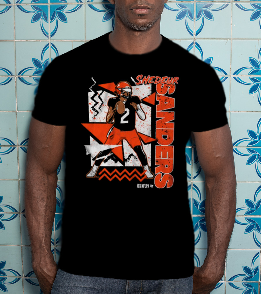 Shedeur Sanders 90s Style Retro Football Illustration T-Shirt