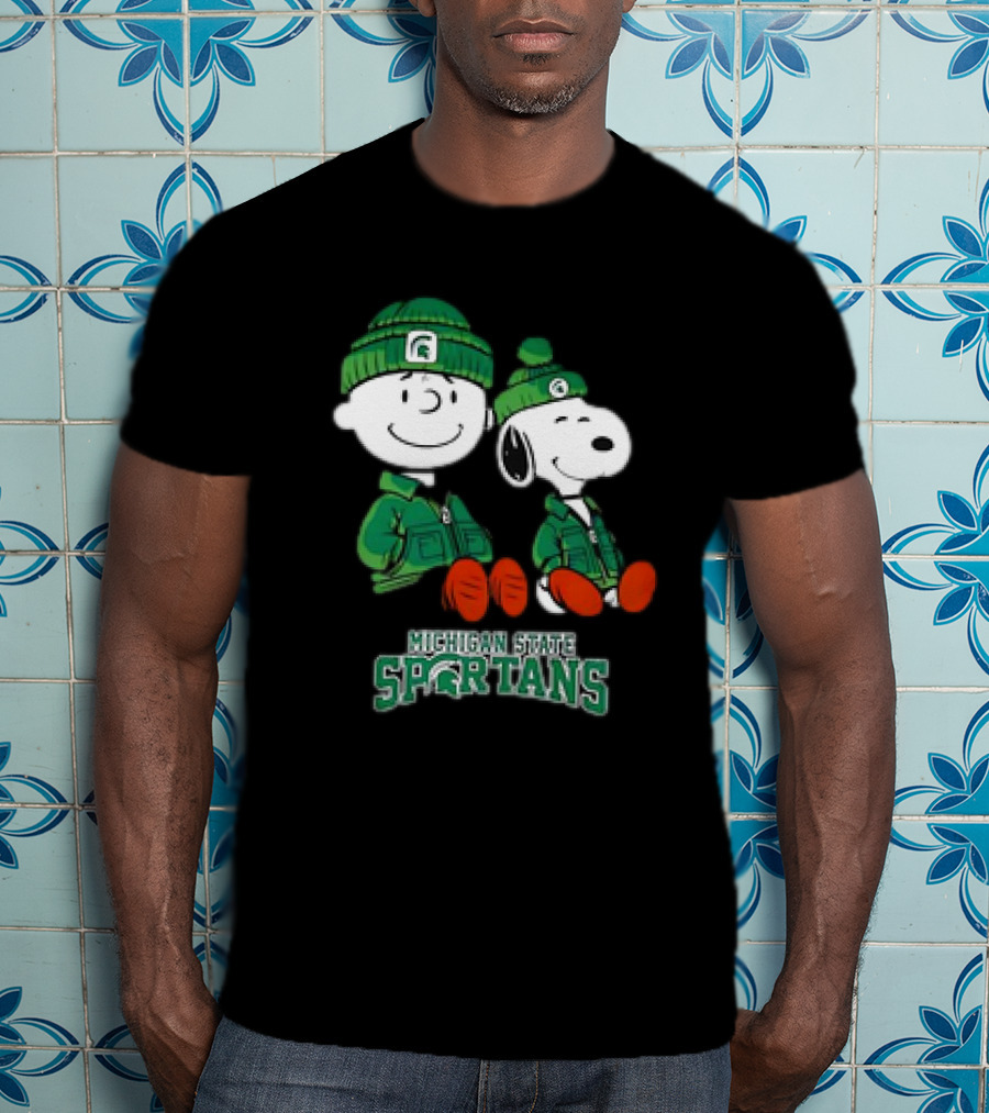 Snoopy And Charlie Brown Michigan State Spartans Green Apparel T-Shirt