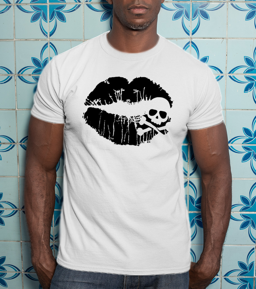 Skull Crossbones Lips Grunge T-Shirt