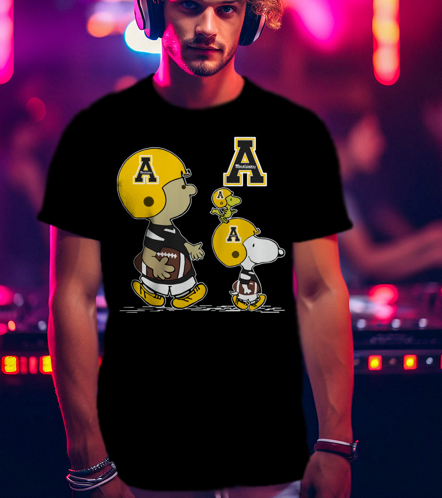 Appalachian State Mountaineers Snoopy And Woodstock Football Helmet T-Shirt