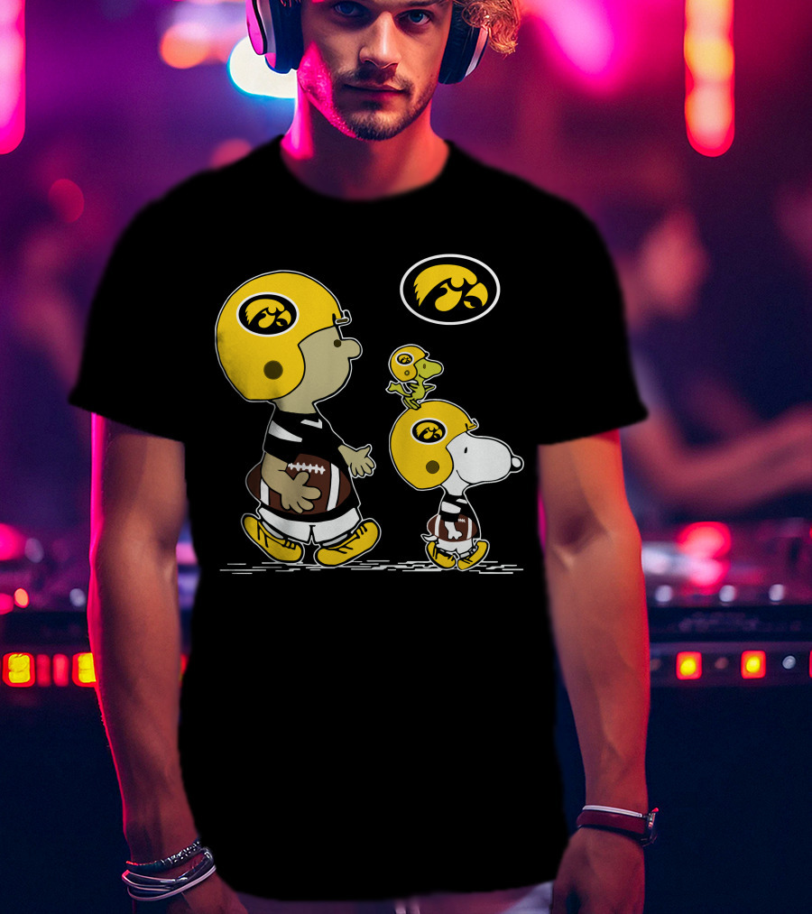 Iowa Hawkeyes Snoopy Football Peanuts Characters With Helmets T-Shirt