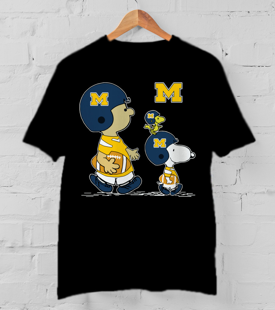 Michigan Wolverines Snoopy And Woodstock Football Helmets T-Shirt
