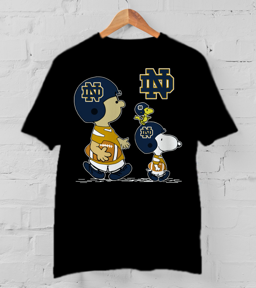 Notre Dame Football Snoopy And Woodstock In Helmets T-Shirt