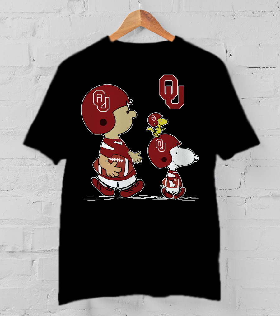 Oklahoma Sooners Snoopy Peanuts Football Team Spirit T-Shirt