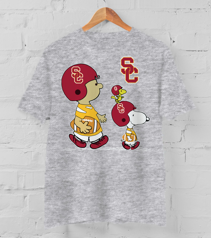 USC Trojans Snoopy Charlie Brown Woodstock Football Helmets T-Shirt
