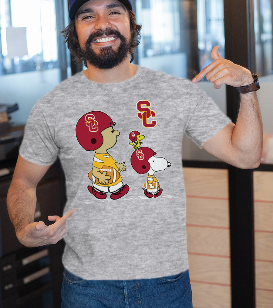 USC Trojans Snoopy Charlie Brown Woodstock Football Helmets T-Shirt