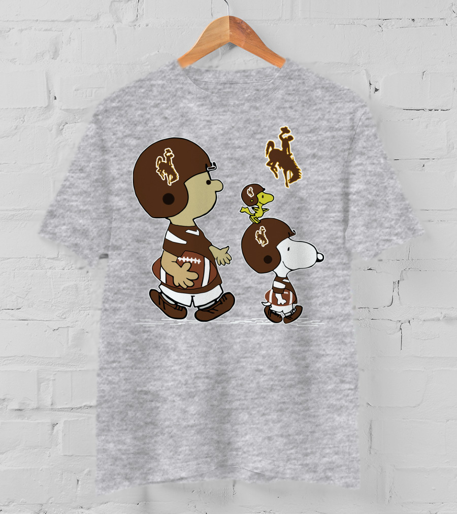 Wyoming Cowboys Peanuts Characters Football T-Shirt