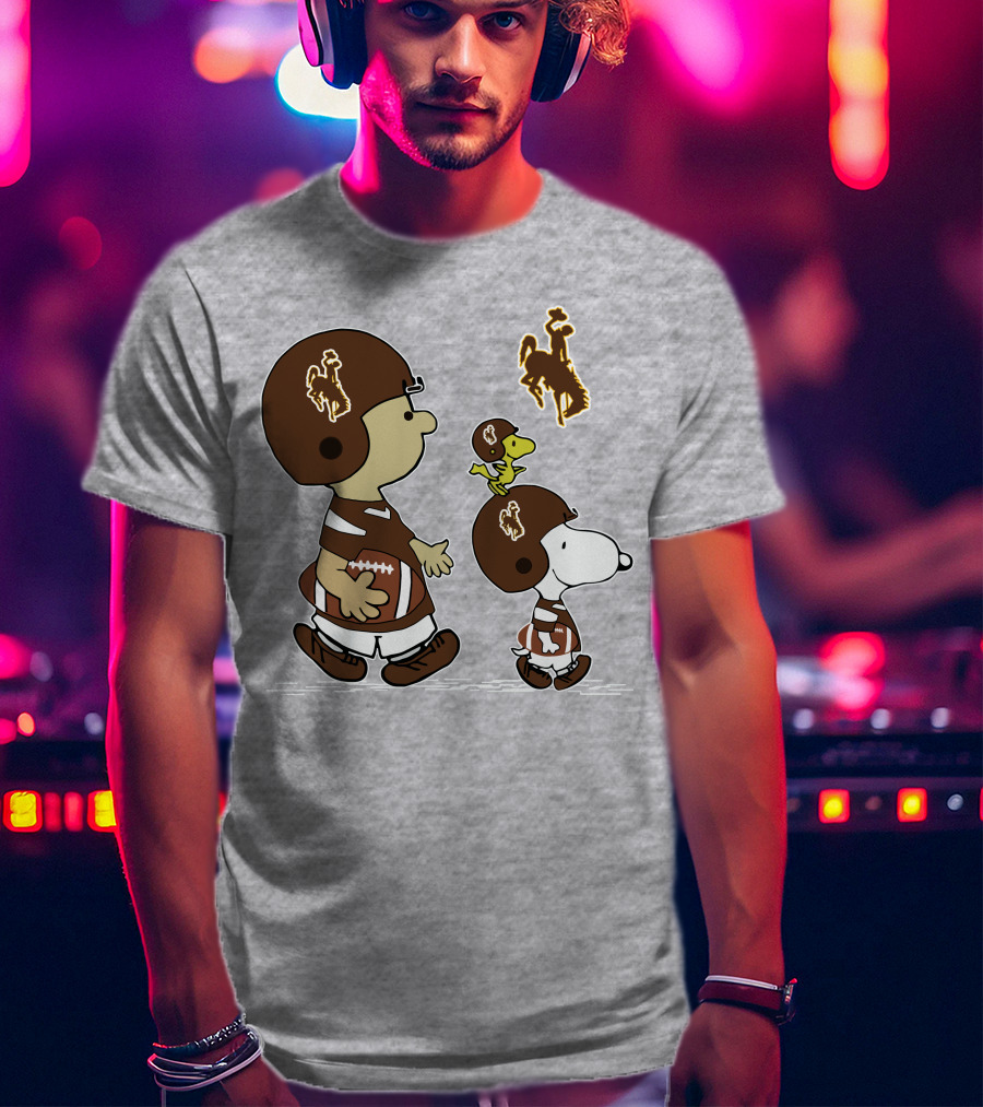 Wyoming Cowboys Peanuts Characters Football T-Shirt