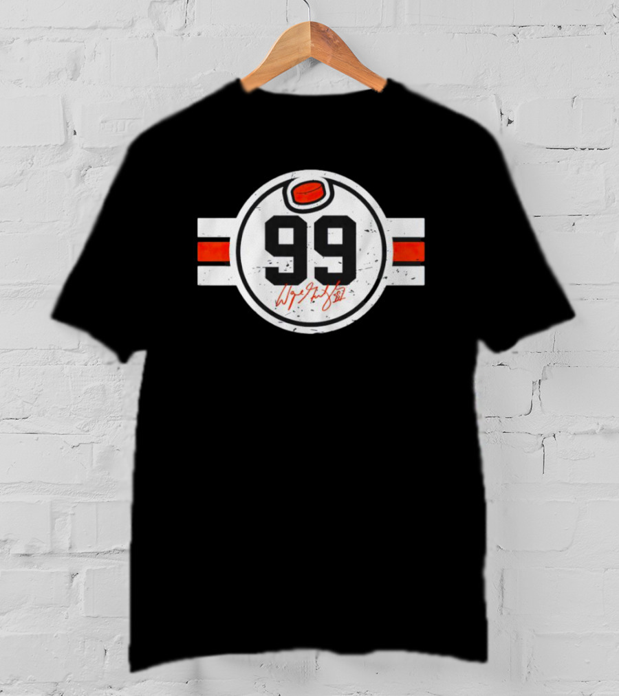 Wayne Gretzky No. 99 Edmonton Signature Hockey Puck Circle T-Shirt