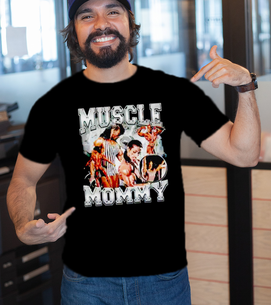 Muscle Mommy Bodybuilding Strong Female Athlete T-Shirt