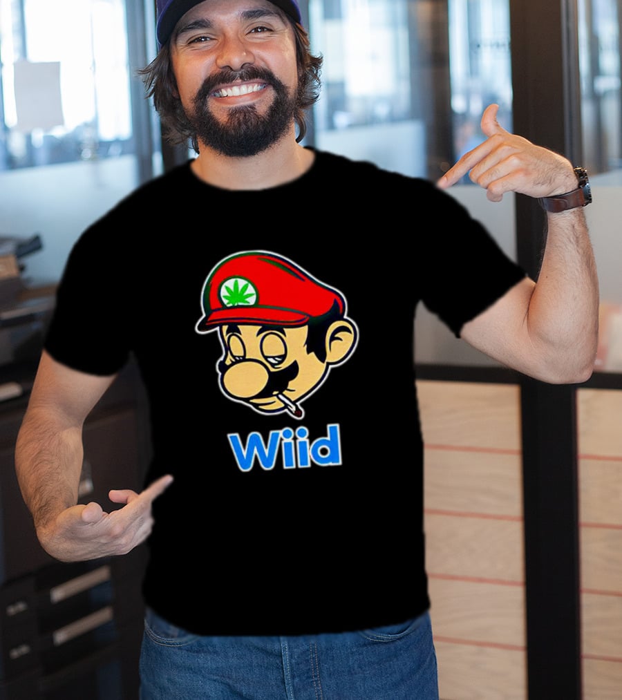 Super Mario Wiid Smoking Parody With Red Hat And Marijuana Leaf T-Shirt