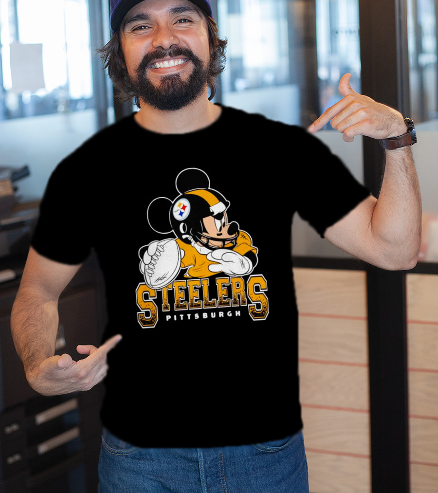 Pittsburgh Steelers Mickey Mouse NFL Football Quarterback T-Shirt