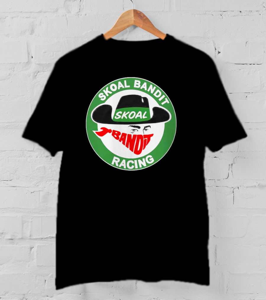 Skoal Bandit Racing Skoal Bandit Logo Cowboy Hat Red Bandana T-Shirt