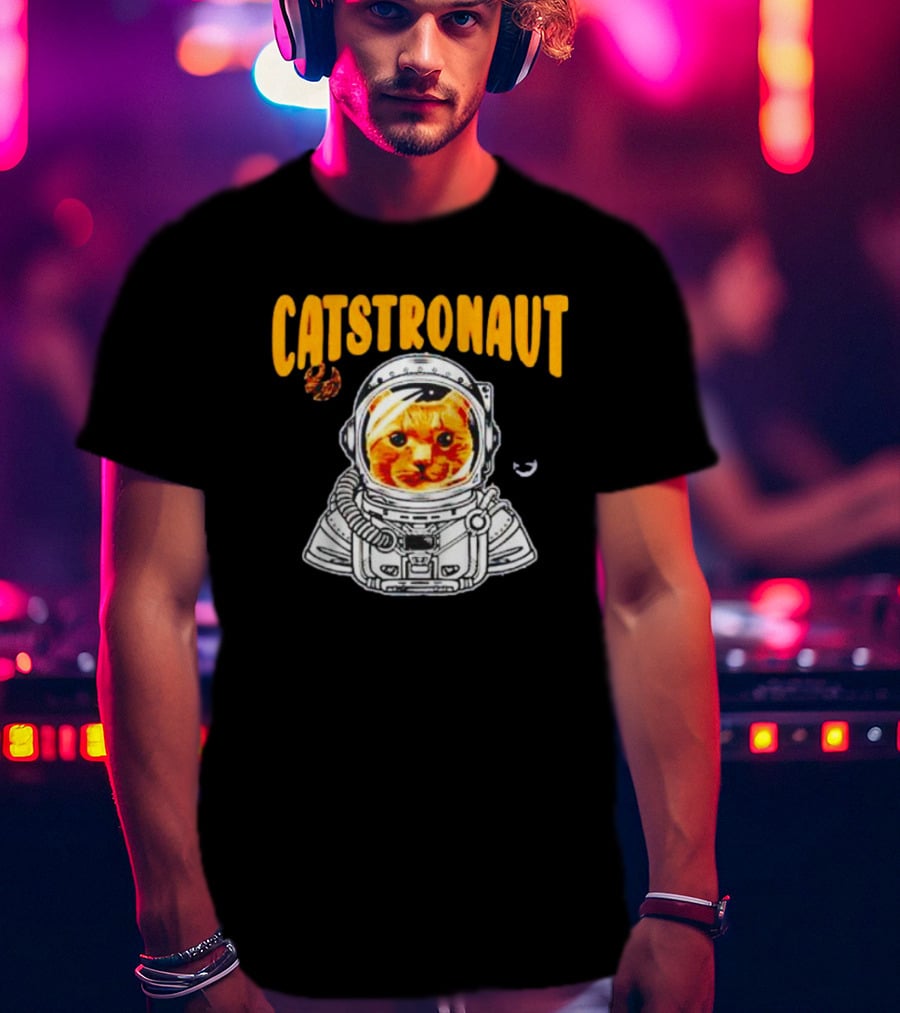 Catstronaut Funny Space Cat In Astronaut Suit T-Shirt