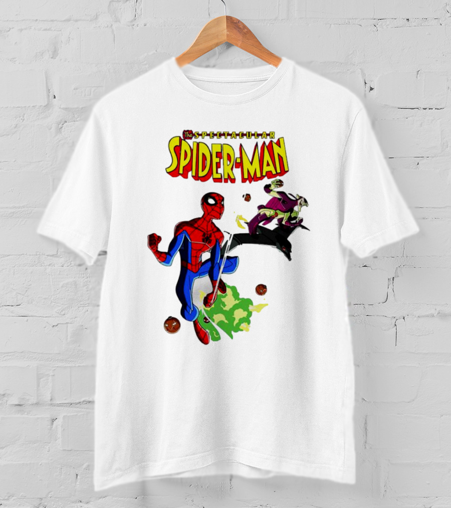 The Spectacular Spider-Man Versus Green Goblin Battle Scene T-Shirt