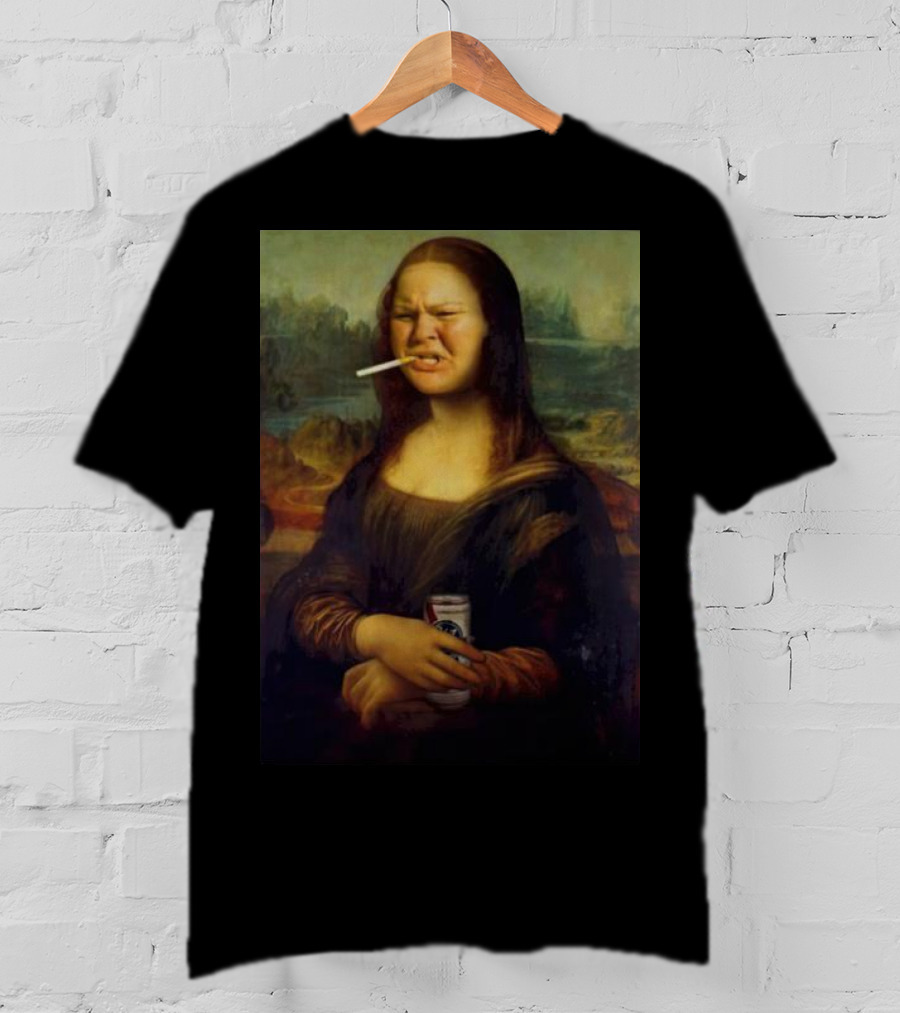 Tammy Mona Lisa Smoking Cigarette Holding Beer Can T-Shirt