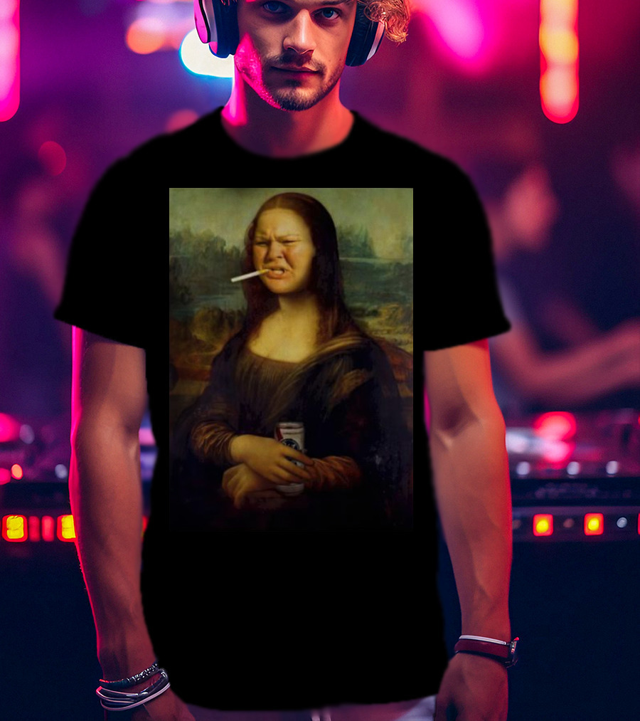 Tammy Mona Lisa Smoking Cigarette Holding Beer Can T-Shirt