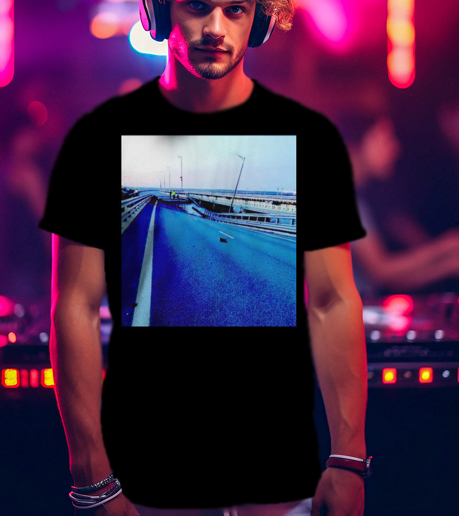 Crimean Kerch Bridge Partial Collapse Scene T-Shirt
