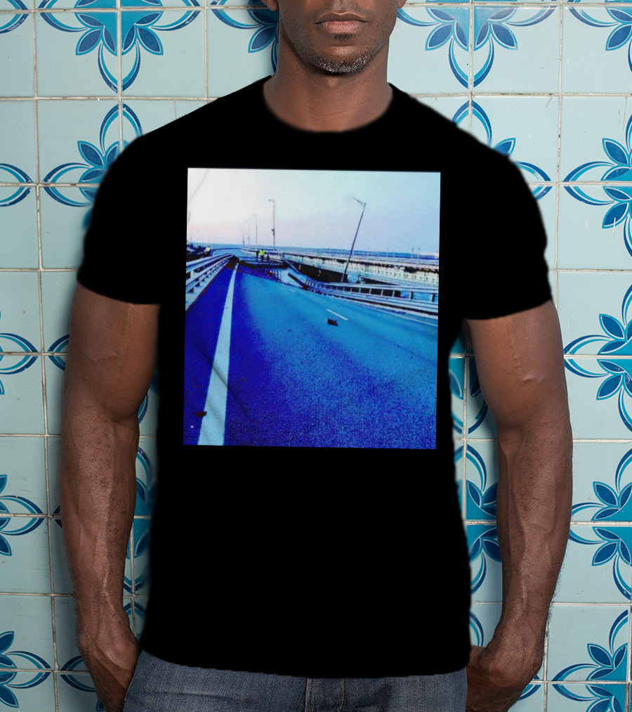 Crimean Kerch Bridge Partial Collapse Scene T-Shirt