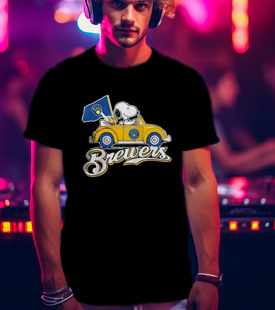 Snoopy And Woodstock Driving Car With Brewers Flag T-Shirt