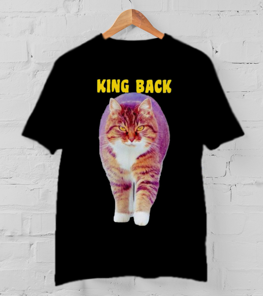 KING BACK Cat Image T-Shirt
