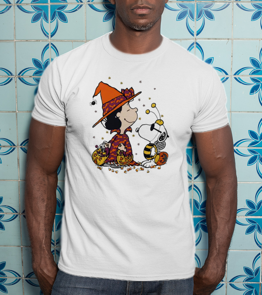 Snoopy Halloween Witch And Bee Pumpkins T-Shirt